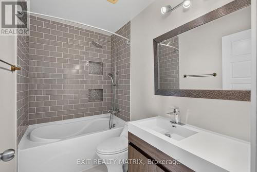 2043 Avenue O, Ottawa, ON 
