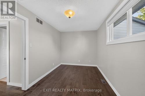 2043 Avenue O, Ottawa, ON 