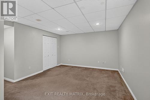 2043 Avenue O, Ottawa, ON 