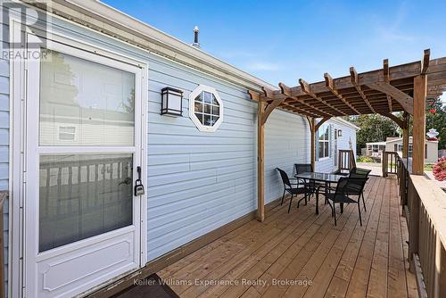 4052 Ash Crescent, Severn, ON 
