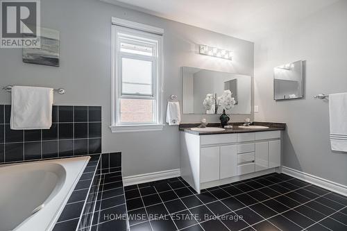 5859 Riverside Place, Mississauga, ON 