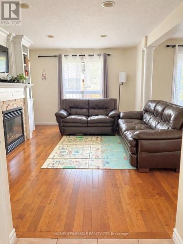 6628 BEATTIE STREET , London South, Ontario N6P 1T8 4