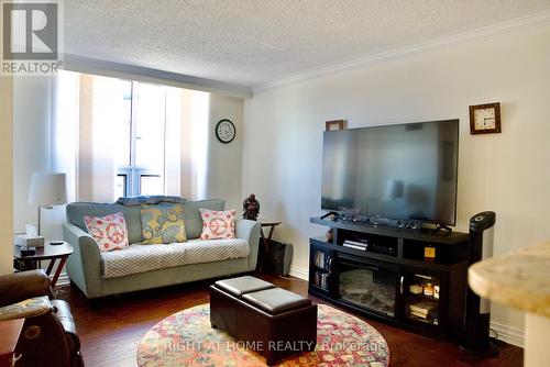 205 - 35 Holland Avenue, Ottawa, ON 