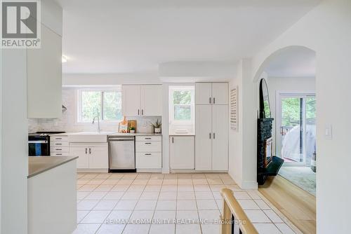 90 Euclid Avenue, Toronto, ON 