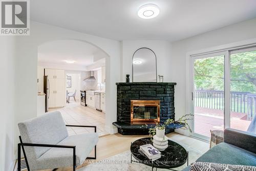 90 Euclid Avenue, Toronto, ON 