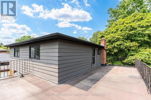 90 Euclid Avenue, Toronto, ON 