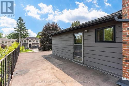 90 Euclid Avenue, Toronto, ON 