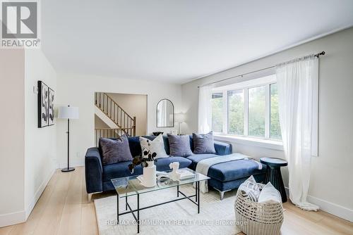 90 Euclid Avenue, Toronto, ON 