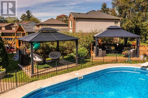 36 Inglenook Court, Whitby, ON 