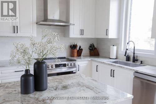27 PARADOX STREET , Vaughan, Ontario L4L 1A7 3