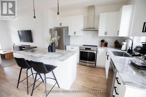 27 PARADOX STREET , Vaughan, Ontario L4L 1A7 5