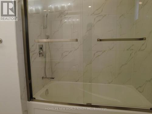 42 Engel Crescent, Barrie, ON 