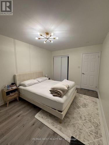 925 Burrows Gate, Milton, ON 