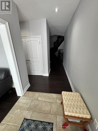 UPPER - 224 MOORLAND CRESCENT , Hamilton, Ontario L9K 1S6 5