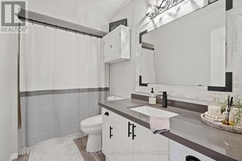 14 Kenyon Crescent, Grimsby, ON 