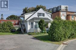 25 WRIGHT STREET Ottawa, ON K1K 2C8
