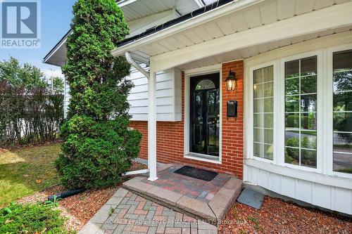 2337 Samuel Drive, Ottawa, ON 