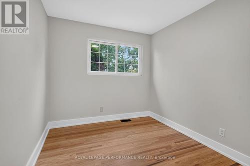 2337 Samuel Drive, Ottawa, ON 