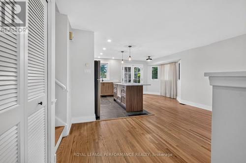 2337 Samuel Drive, Ottawa, ON 