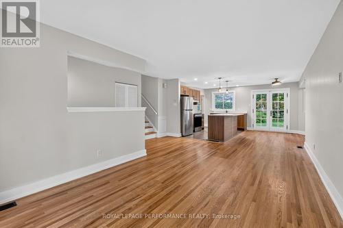 2337 Samuel Drive, Ottawa, ON 