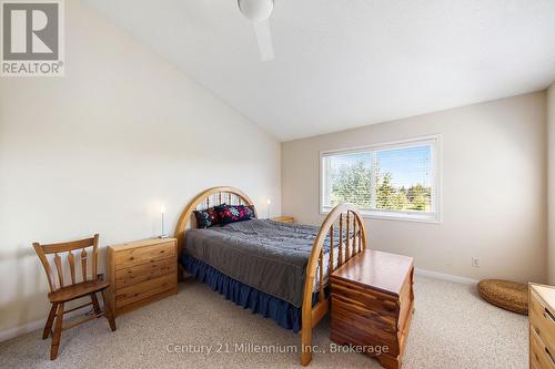 Primary Bedroom - 75 Green Briar Drive, Collingwood, ON 
