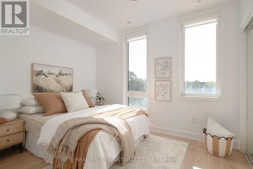 62A Perth Avenue, Toronto, ON 