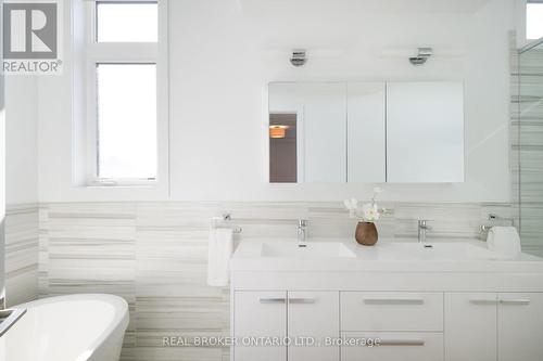 62A Perth Avenue, Toronto, ON 