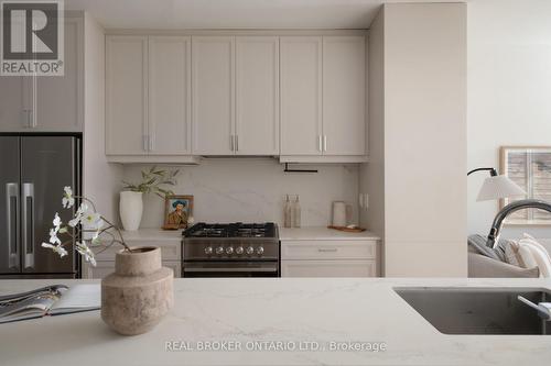 62A Perth Avenue, Toronto, ON 