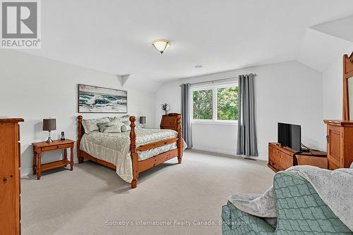 9 Meadowbrook Lane, Blue Mountains, ON 