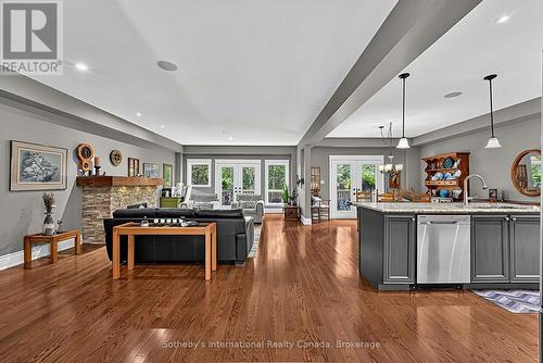 9 Meadowbrook Lane, Blue Mountains, ON 
