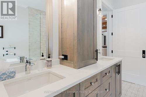 28 Lakeside Woods Crescent, Saugeen Shores, ON 