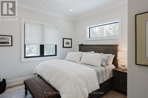 28 Lakeside Woods Crescent, Saugeen Shores, ON 