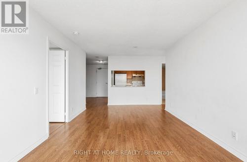 727 - 18 Mondeo Drive, Toronto, ON 