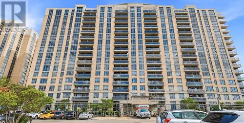 727 - 18 Mondeo Drive, Toronto, ON 