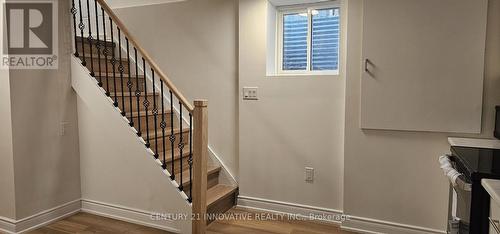 2 BLACKBURN CRESCENT , Ajax, Ontario L1S 5Z2 5