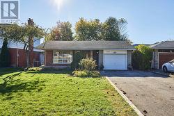 412 WAVERLY STREET N Oshawa, ON L1J 5W3