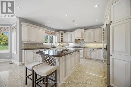 22 Di Nardo Court, King, ON 