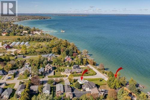 525 Lake Drive E, Georgina, ON 