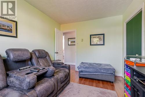 20 Harnum Crescent, Mount Pearl, NL 