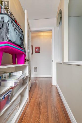 20 Harnum Crescent, Mount Pearl, NL 
