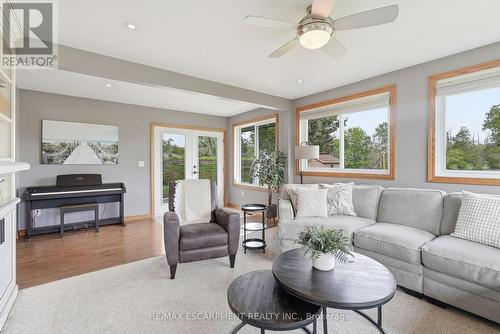 826 Millgrove Side Road, Hamilton, ON 