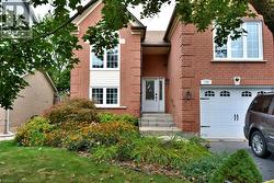 134 BOULDING Avenue  Waterdown, ON L0R 2M3