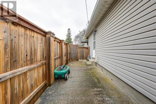 58 Vanbuskirk Drive, St. Thomas, ON 
