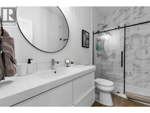 Bathroom 1 - 745 Morrison Avenue Unit# 4, Kelowna, BC 