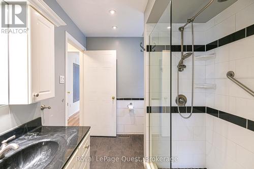 Main floor bathroom - 37 Ashton Street, Orillia, ON 