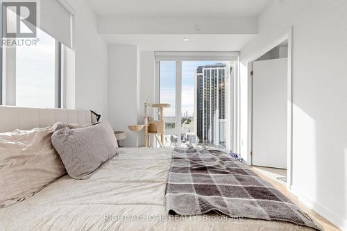 909 - 474 Caldari Road, Vaughan, ON 