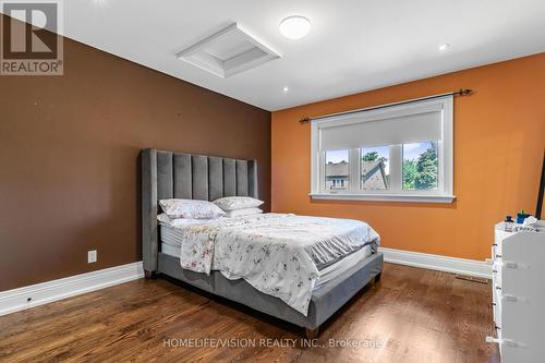 80 North Heights Road, Toronto, ON 