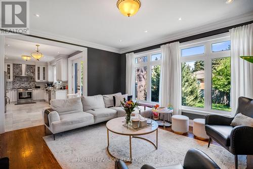 80 North Heights Road, Toronto, ON 