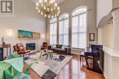 1087 Kestell Boulevard N, Oakville, ON 