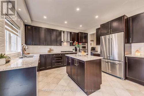 1087 Kestell Boulevard N, Oakville, ON 